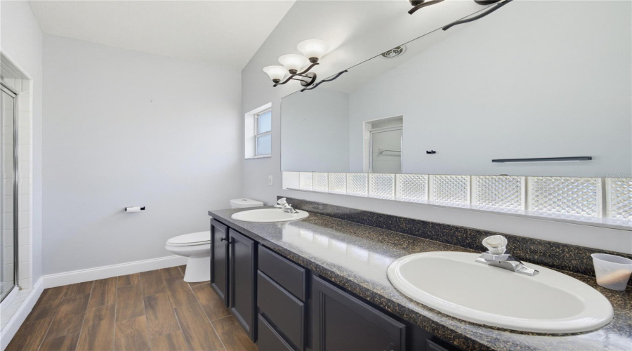 St Cloud, Florida 34772, 3 Bedroom Bedrooms, ,2 Bathroombathrooms,Residential,For Sale,Sweetheart,0,Mfrtb8538648