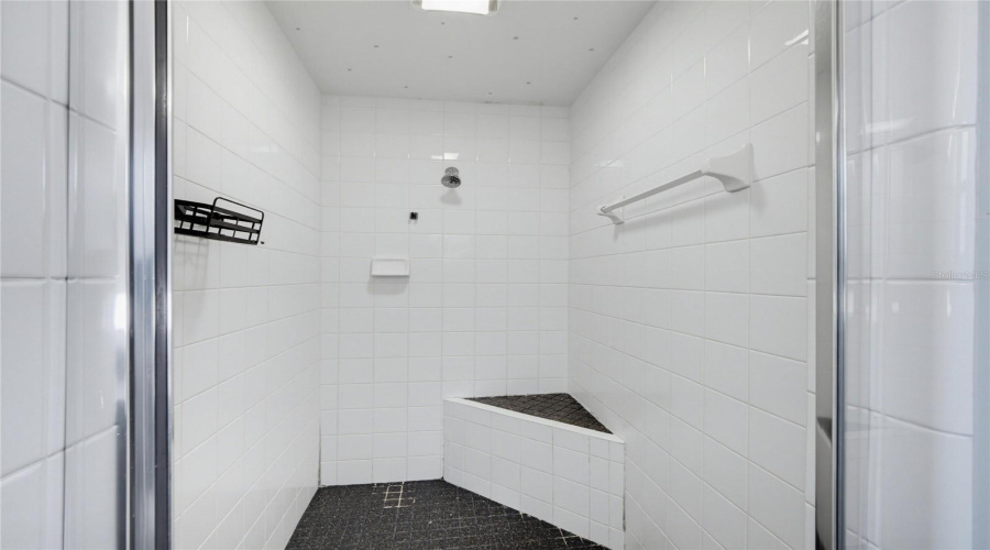 St Cloud, Florida 34772, 3 Bedroom Bedrooms, ,2 Bathroombathrooms,Residential,For Sale,Sweetheart,0,Mfrtb8538648