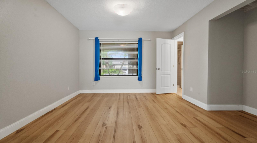 Orlando, Florida 32819, 4 Bedroom Bedrooms, ,3 Bathroombathrooms,Residential,For Sale,Pinemount,0,Mfro6428324