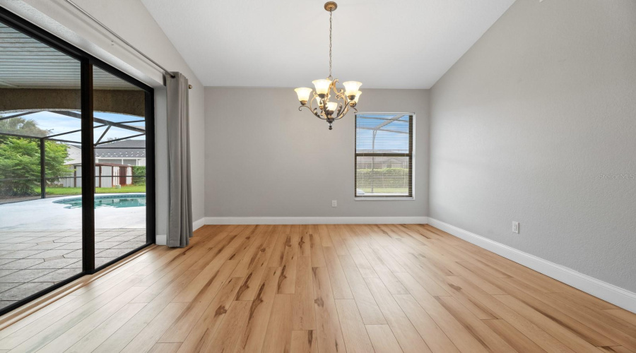 Orlando, Florida 32819, 4 Bedroom Bedrooms, ,3 Bathroombathrooms,Residential,For Sale,Pinemount,0,Mfro6428324