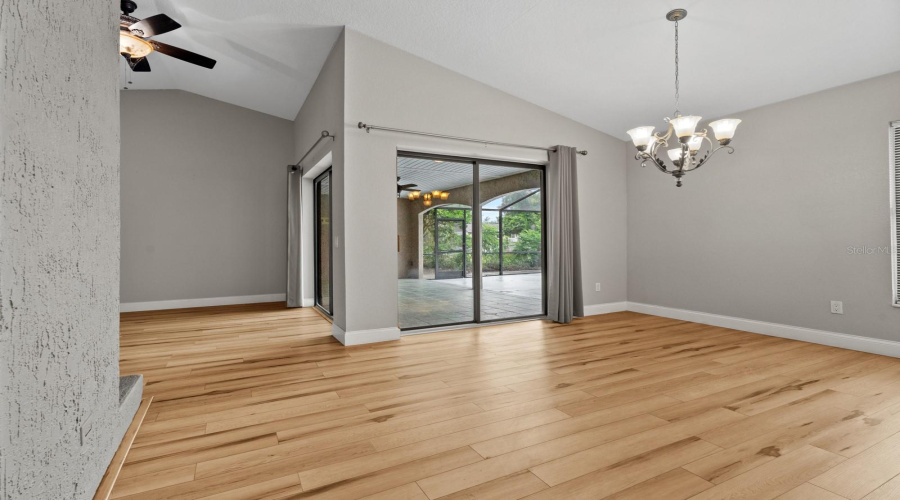 Orlando, Florida 32819, 4 Bedroom Bedrooms, ,3 Bathroombathrooms,Residential,For Sale,Pinemount,0,Mfro6428324