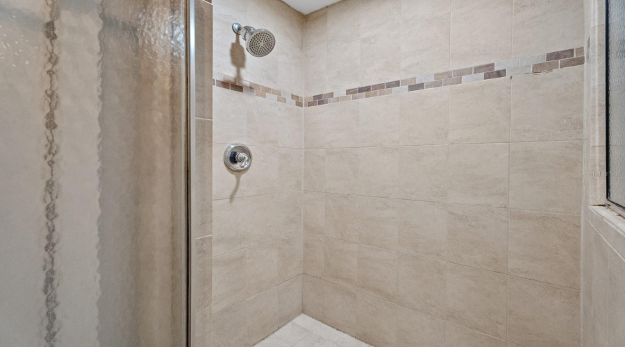 Orlando, Florida 32819, 4 Bedroom Bedrooms, ,3 Bathroombathrooms,Residential,For Sale,Pinemount,0,Mfro6428324