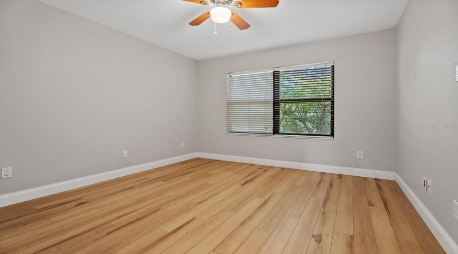 Orlando, Florida 32819, 4 Bedroom Bedrooms, ,3 Bathroombathrooms,Residential,For Sale,Pinemount,0,Mfro6428324