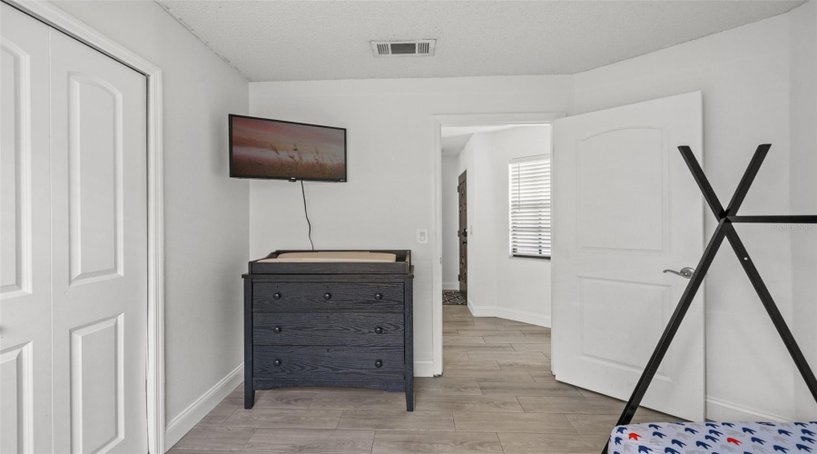 Tampa, Florida 33624, 3 Bedroom Bedrooms, ,2 Bathroombathrooms,Residential,For Sale,Trowbridge,0,Mfrtb8529176