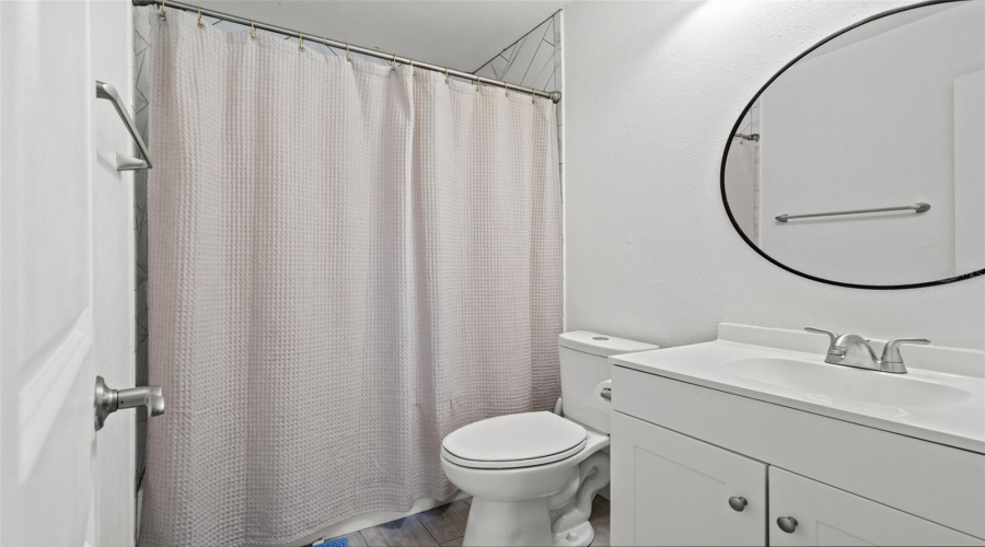 Tampa, Florida 33624, 3 Bedroom Bedrooms, ,2 Bathroombathrooms,Residential,For Sale,Trowbridge,0,Mfrtb8529176