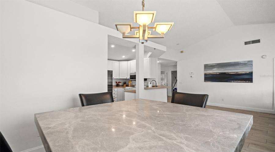 Tampa, Florida 33624, 3 Bedroom Bedrooms, ,2 Bathroombathrooms,Residential,For Sale,Trowbridge,0,Mfrtb8529176