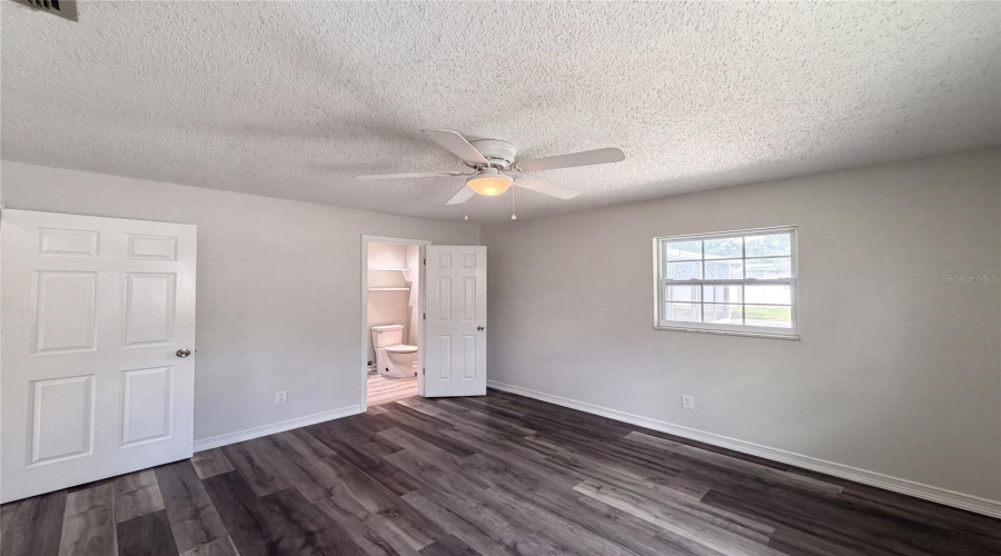 Lakeland, Florida 33801, 3 Bedroom Bedrooms, ,2 Bathroombathrooms,Residential,For Sale,Lori,0,Mfro6423651