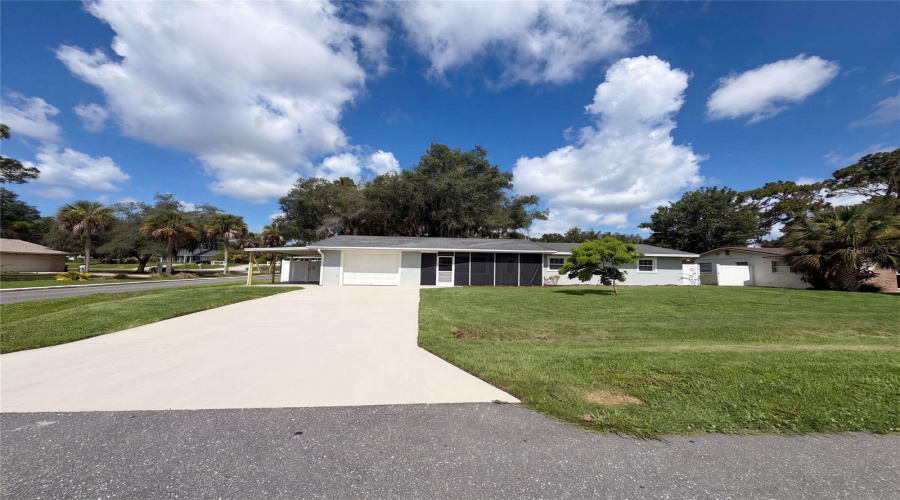 Lakeland, Florida 33801, 3 Bedroom Bedrooms, ,2 Bathroombathrooms,Residential,For Sale,Lori,0,Mfro6423651