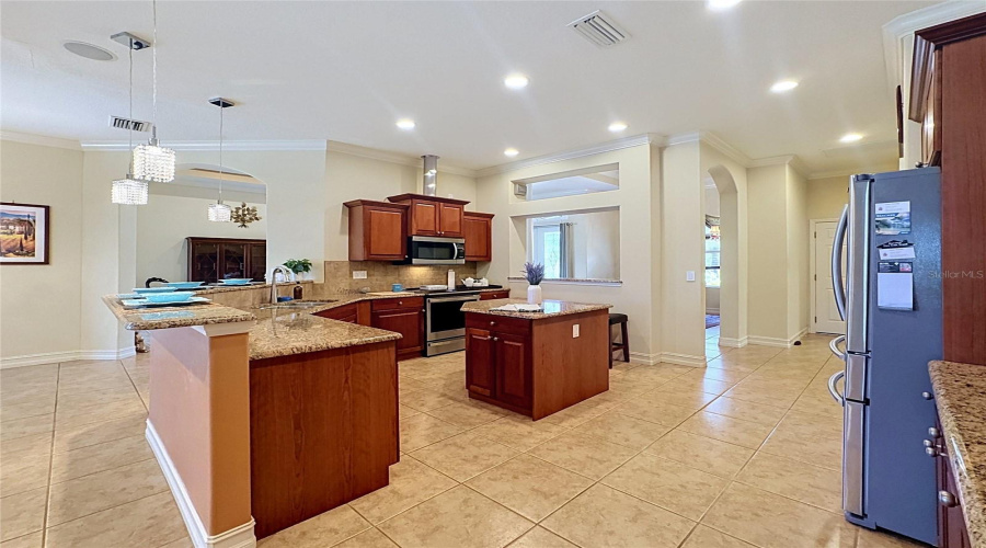 Bradenton, Florida 34212, 4 Bedroom Bedrooms, ,3 Bathroombathrooms,Residential,For Sale,169Th,0,Mfra4702638