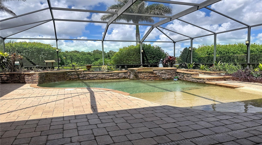 Bradenton, Florida 34212, 4 Bedroom Bedrooms, ,3 Bathroombathrooms,Residential,For Sale,169Th,0,Mfra4702638