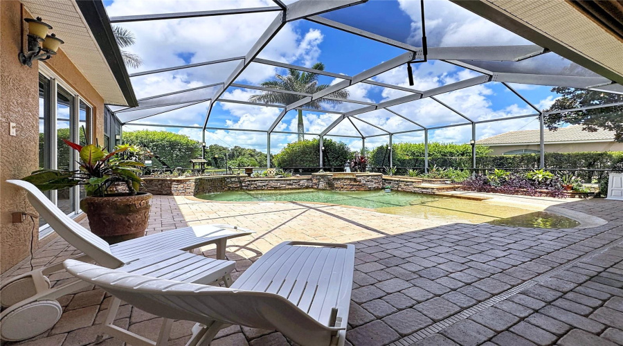 Bradenton, Florida 34212, 4 Bedroom Bedrooms, ,3 Bathroombathrooms,Residential,For Sale,169Th,0,Mfra4702638