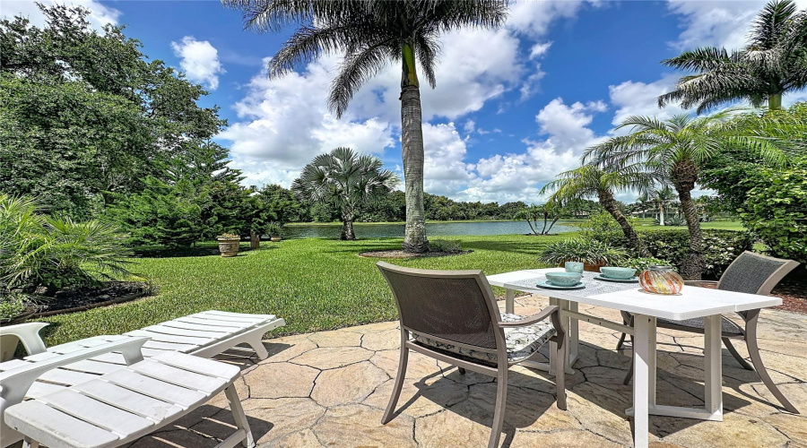 Bradenton, Florida 34212, 4 Bedroom Bedrooms, ,3 Bathroombathrooms,Residential,For Sale,169Th,0,Mfra4702638