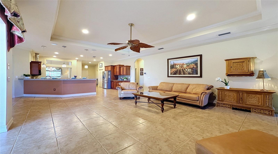 Bradenton, Florida 34212, 4 Bedroom Bedrooms, ,3 Bathroombathrooms,Residential,For Sale,169Th,0,Mfra4702638