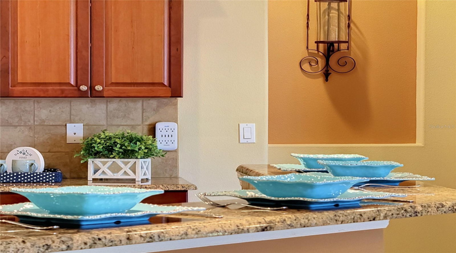 Bradenton, Florida 34212, 4 Bedroom Bedrooms, ,3 Bathroombathrooms,Residential,For Sale,169Th,0,Mfra4702638
