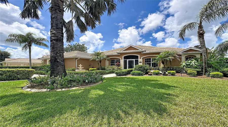 Bradenton, Florida 34212, 4 Bedroom Bedrooms, ,3 Bathroombathrooms,Residential,For Sale,169Th,0,Mfra4702638