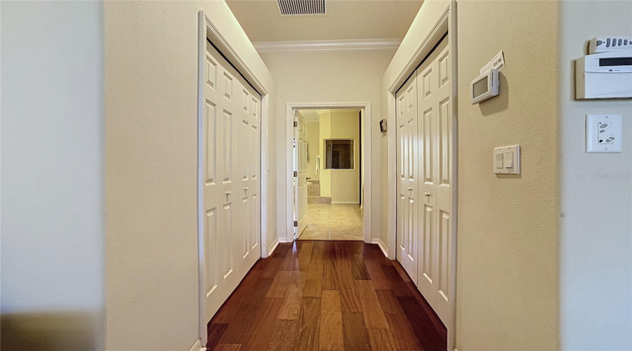 Bradenton, Florida 34212, 4 Bedroom Bedrooms, ,3 Bathroombathrooms,Residential,For Sale,169Th,0,Mfra4702638