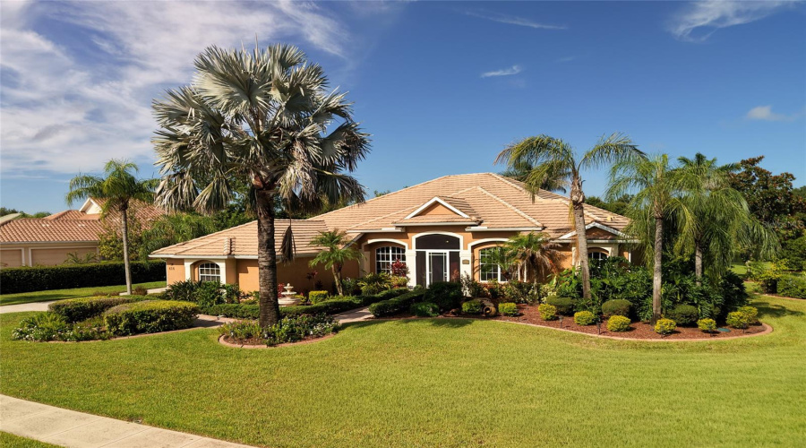 Bradenton, Florida 34212, 4 Bedroom Bedrooms, ,3 Bathroombathrooms,Residential,For Sale,169Th,0,Mfra4702638
