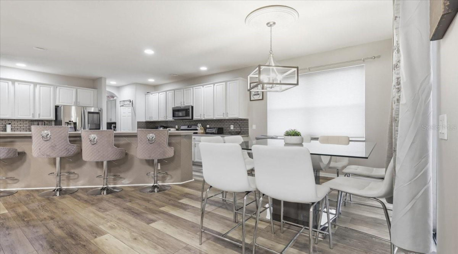 Windermere, Florida 34786, 5 Bedroom Bedrooms, ,3 Bathroombathrooms,Residential,For Sale,Blue Major,0,Mfro6359496