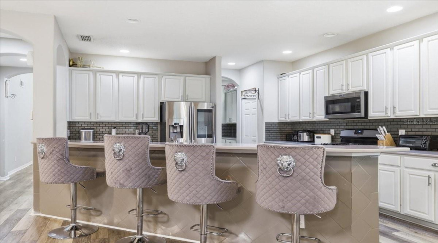 Windermere, Florida 34786, 5 Bedroom Bedrooms, ,3 Bathroombathrooms,Residential,For Sale,Blue Major,0,Mfro6359496