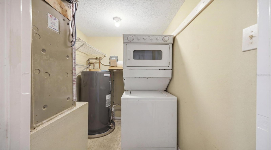 Tarpon Springs, Florida 34689, 2 Bedroom Bedrooms, ,2 Bathroombathrooms,Residential,For Sale,Mariner,0,Mfrtb8510783