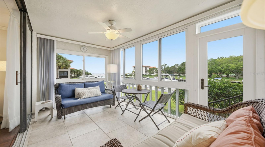 Tarpon Springs, Florida 34689, 2 Bedroom Bedrooms, ,2 Bathroombathrooms,Residential,For Sale,Mariner,0,Mfrtb8510783