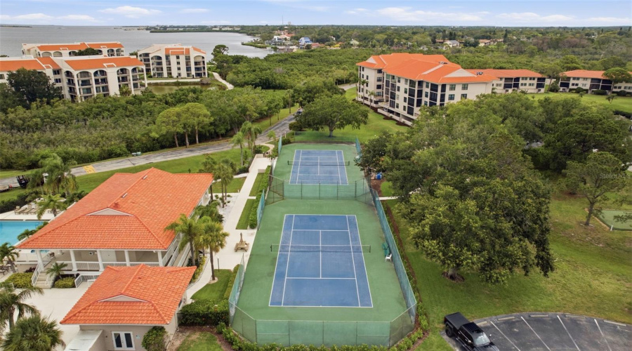 Tarpon Springs, Florida 34689, 2 Bedroom Bedrooms, ,2 Bathroombathrooms,Residential,For Sale,Mariner,0,Mfrtb8510783