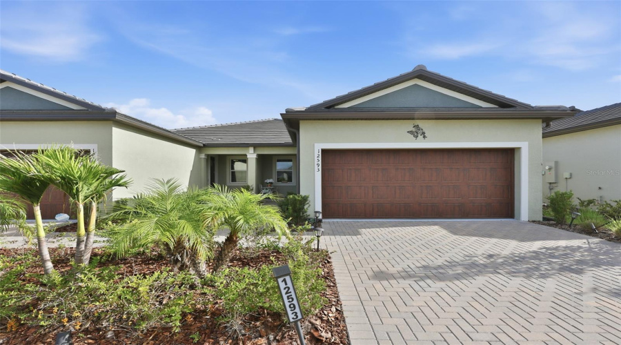 Welcome To 12593 Lily Quartz Loop