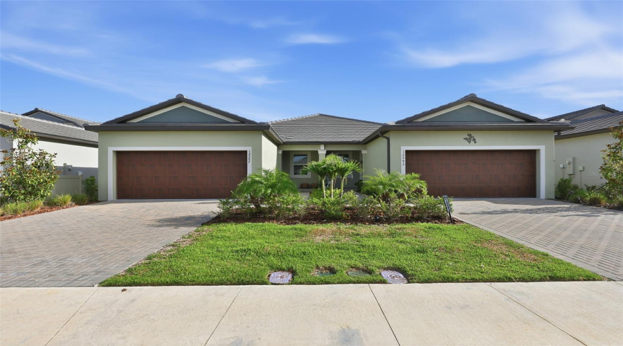 Parrish, Florida 34219, 3 Bedroom Bedrooms, ,2 Bathroombathrooms,Residential,For Sale,Lily Quartz,0,Mfrtb8526925