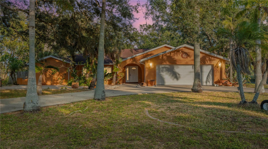 Bradenton, Florida 34208, 5 Bedroom Bedrooms, ,3 Bathroombathrooms,Residential,For Sale,29Th,0,Mfro6375044