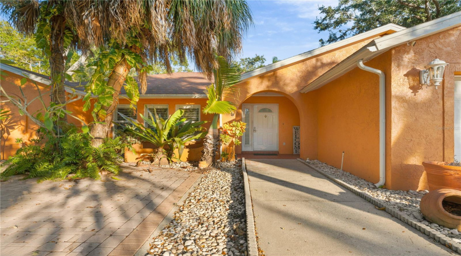 Bradenton, Florida 34208, 5 Bedroom Bedrooms, ,3 Bathroombathrooms,Residential,For Sale,29Th,0,Mfro6375044
