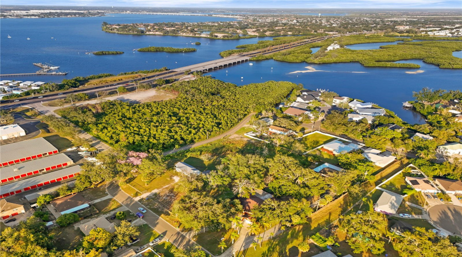 Bradenton, Florida 34208, 5 Bedroom Bedrooms, ,3 Bathroombathrooms,Residential,For Sale,29Th,0,Mfro6375044