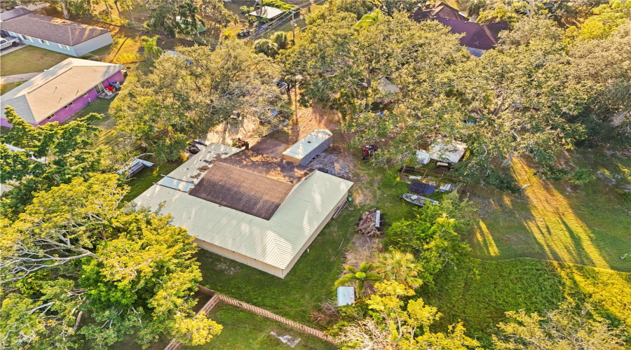 Bradenton, Florida 34208, 5 Bedroom Bedrooms, ,3 Bathroombathrooms,Residential,For Sale,29Th,0,Mfro6375044