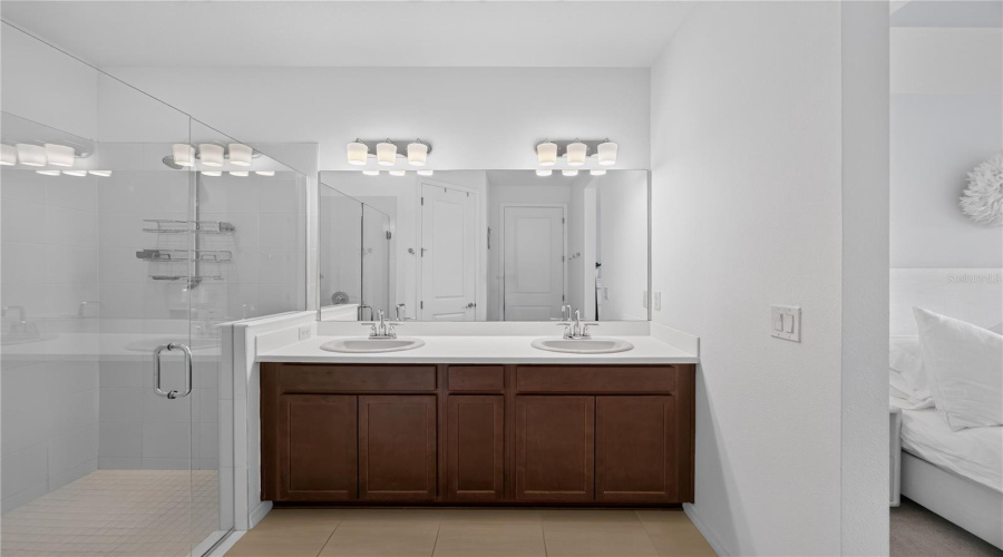 Nokomis, Florida 34275, 5 Bedroom Bedrooms, ,3 Bathroombathrooms,Residential,For Sale,Shady Palms,0,Mfra4702633