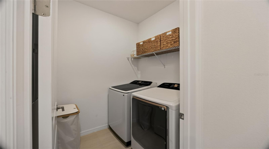Nokomis, Florida 34275, 5 Bedroom Bedrooms, ,3 Bathroombathrooms,Residential,For Sale,Shady Palms,0,Mfra4702633