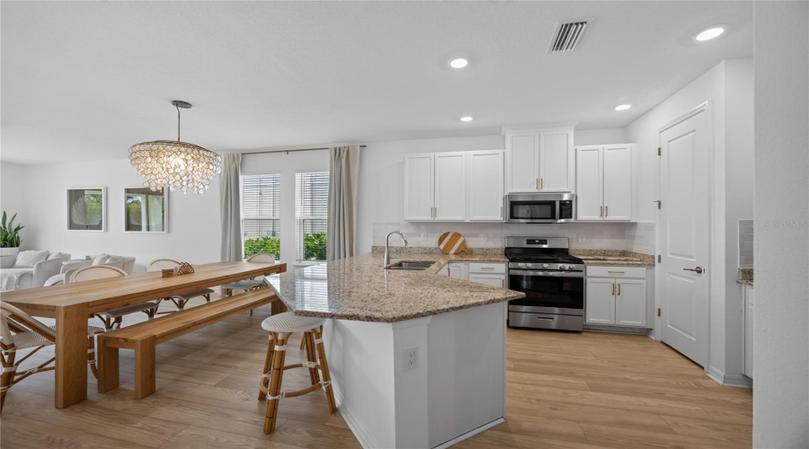 Nokomis, Florida 34275, 5 Bedroom Bedrooms, ,3 Bathroombathrooms,Residential,For Sale,Shady Palms,0,Mfra4702633