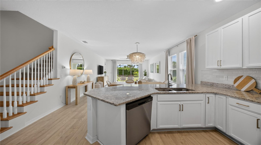 Nokomis, Florida 34275, 5 Bedroom Bedrooms, ,3 Bathroombathrooms,Residential,For Sale,Shady Palms,0,Mfra4702633