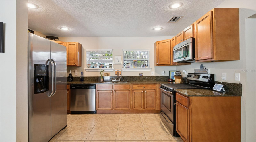 Orlando, Florida 32806, 3 Bedroom Bedrooms, ,2 Bathroombathrooms,Residential,For Sale,Grant,0,Mfro6428161