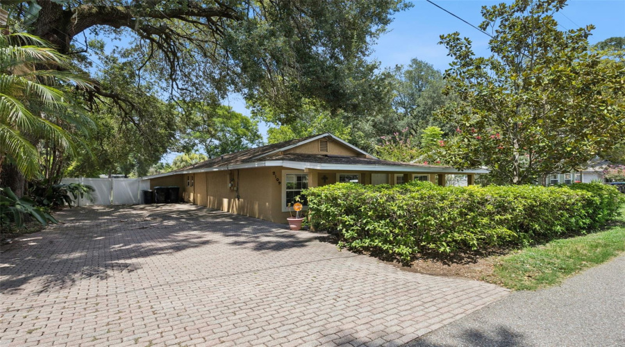 Orlando, Florida 32806, 3 Bedroom Bedrooms, ,2 Bathroombathrooms,Residential,For Sale,Grant,0,Mfro6428161