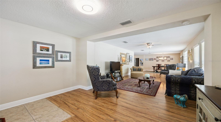Orlando, Florida 32806, 3 Bedroom Bedrooms, ,2 Bathroombathrooms,Residential,For Sale,Grant,0,Mfro6428161