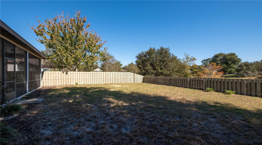 Gainesville, Florida 32608, 3 Bedroom Bedrooms, ,2 Bathroombathrooms,Residential,For Sale,80Th,0,Mfrgc540315