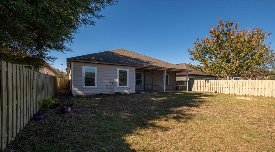 Gainesville, Florida 32608, 3 Bedroom Bedrooms, ,2 Bathroombathrooms,Residential,For Sale,80Th,0,Mfrgc540315