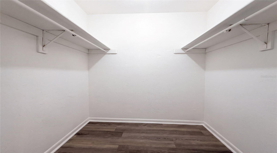 Gainesville, Florida 32606, 3 Bedroom Bedrooms, ,2 Bathroombathrooms,Residential,For Sale,29Th,0,Mfro6434007