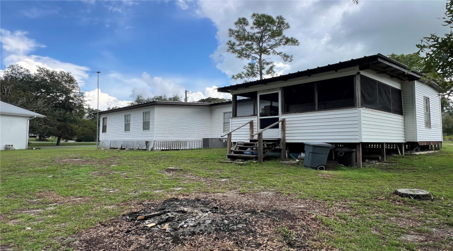 Dunnellon, Florida 34432, 3 Bedroom Bedrooms, ,2 Bathroombathrooms,Residential,For Sale,108Th,0,Mfrtb8535133