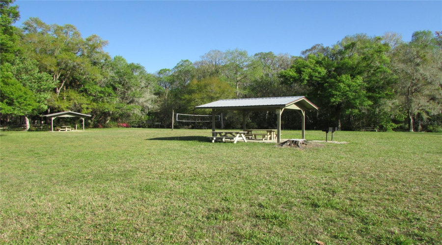Dunnellon, Florida 34432, 3 Bedroom Bedrooms, ,2 Bathroombathrooms,Residential,For Sale,108Th,0,Mfrtb8535133