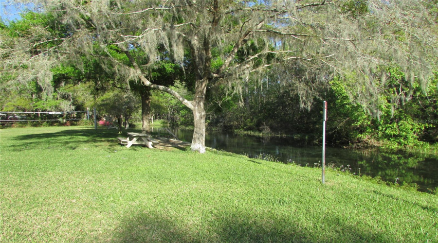 Dunnellon, Florida 34432, 3 Bedroom Bedrooms, ,2 Bathroombathrooms,Residential,For Sale,108Th,0,Mfrtb8535133