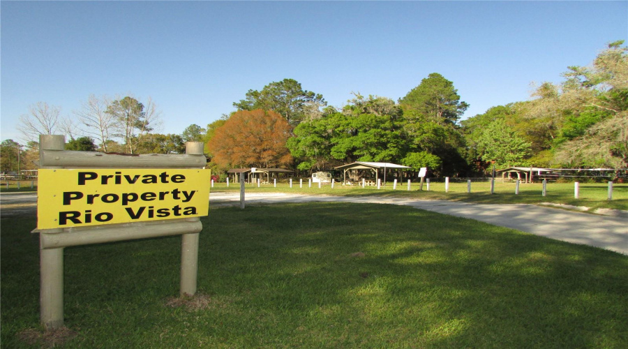 Dunnellon, Florida 34432, 3 Bedroom Bedrooms, ,2 Bathroombathrooms,Residential,For Sale,108Th,0,Mfrtb8535133