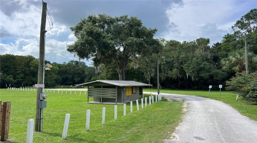 Dunnellon, Florida 34432, 3 Bedroom Bedrooms, ,2 Bathroombathrooms,Residential,For Sale,108Th,0,Mfrtb8535133