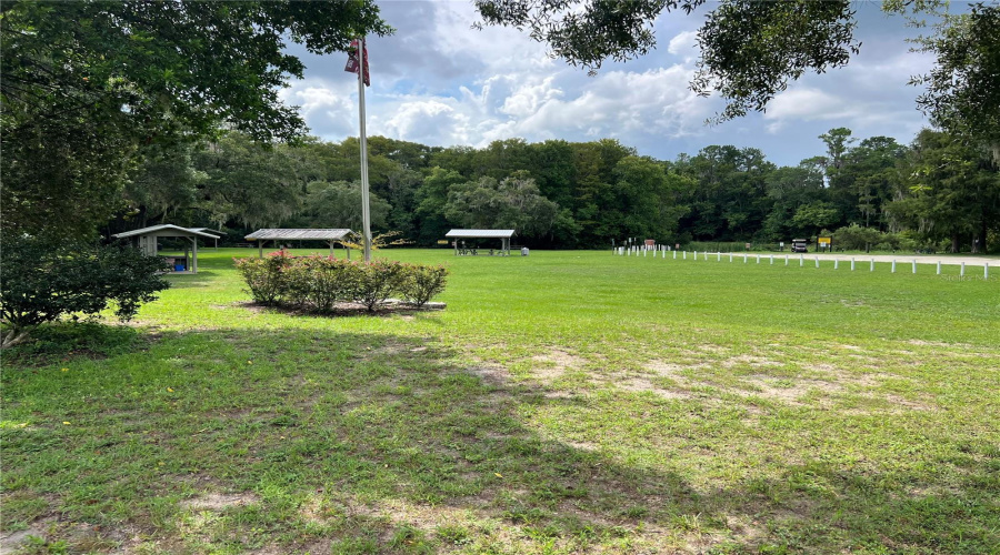 Dunnellon, Florida 34432, 3 Bedroom Bedrooms, ,2 Bathroombathrooms,Residential,For Sale,108Th,0,Mfrtb8535133