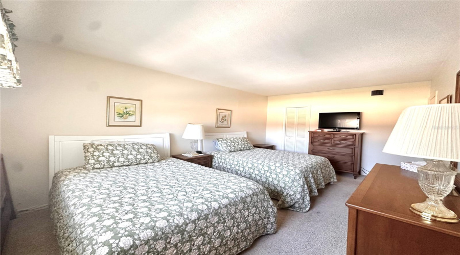 Delray Beach, Florida 33483, 2 Bedroom Bedrooms, ,1 Bathroombathrooms,Residential,For Sale,8Th,0,Mfrns1084091