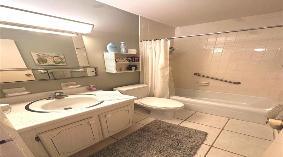 Delray Beach, Florida 33483, 2 Bedroom Bedrooms, ,1 Bathroombathrooms,Residential,For Sale,8Th,0,Mfrns1084091